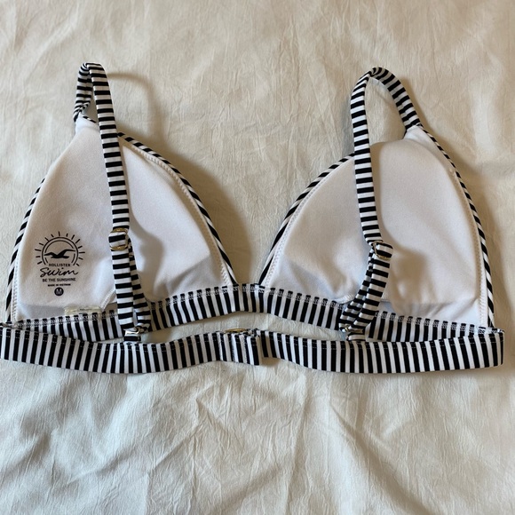 Hollister Co. bikini top CLOSET CLEAR OUT - Picture 3 of 3